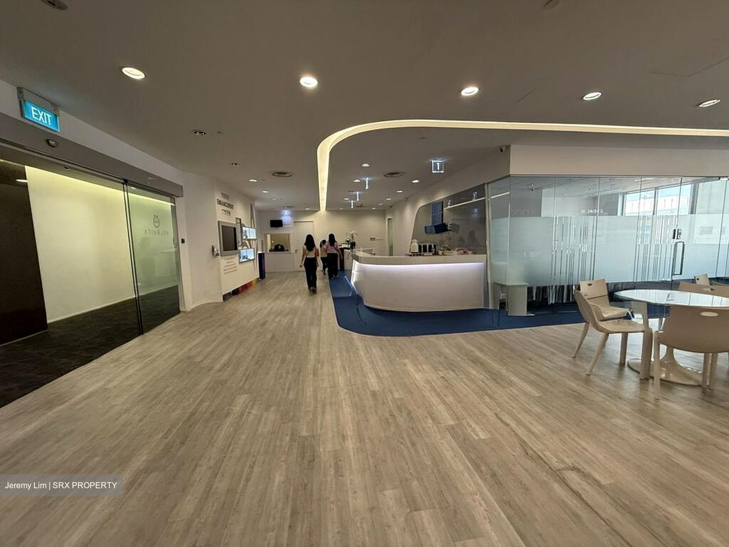Somerset MRT (D9), Office #498102301